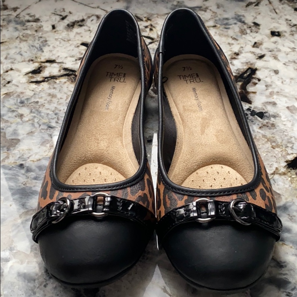 🆕Shoes - Picture 4 of 6